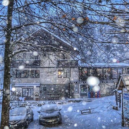 Pensiunea Faast Predeal Bagian luar foto