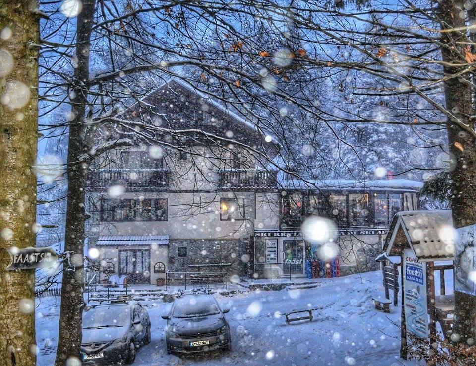 Pensiunea Faast Predeal Bagian luar foto